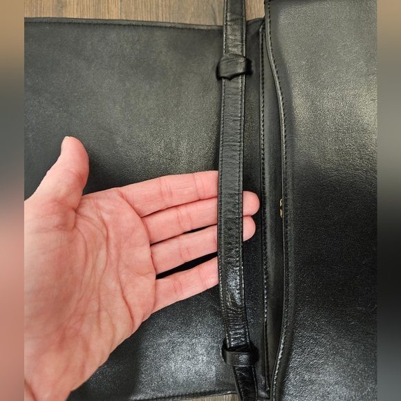 VINTAGE VALENTINO CLUTCH/SHOULDER BAG w/COA - Picture 11 of 16